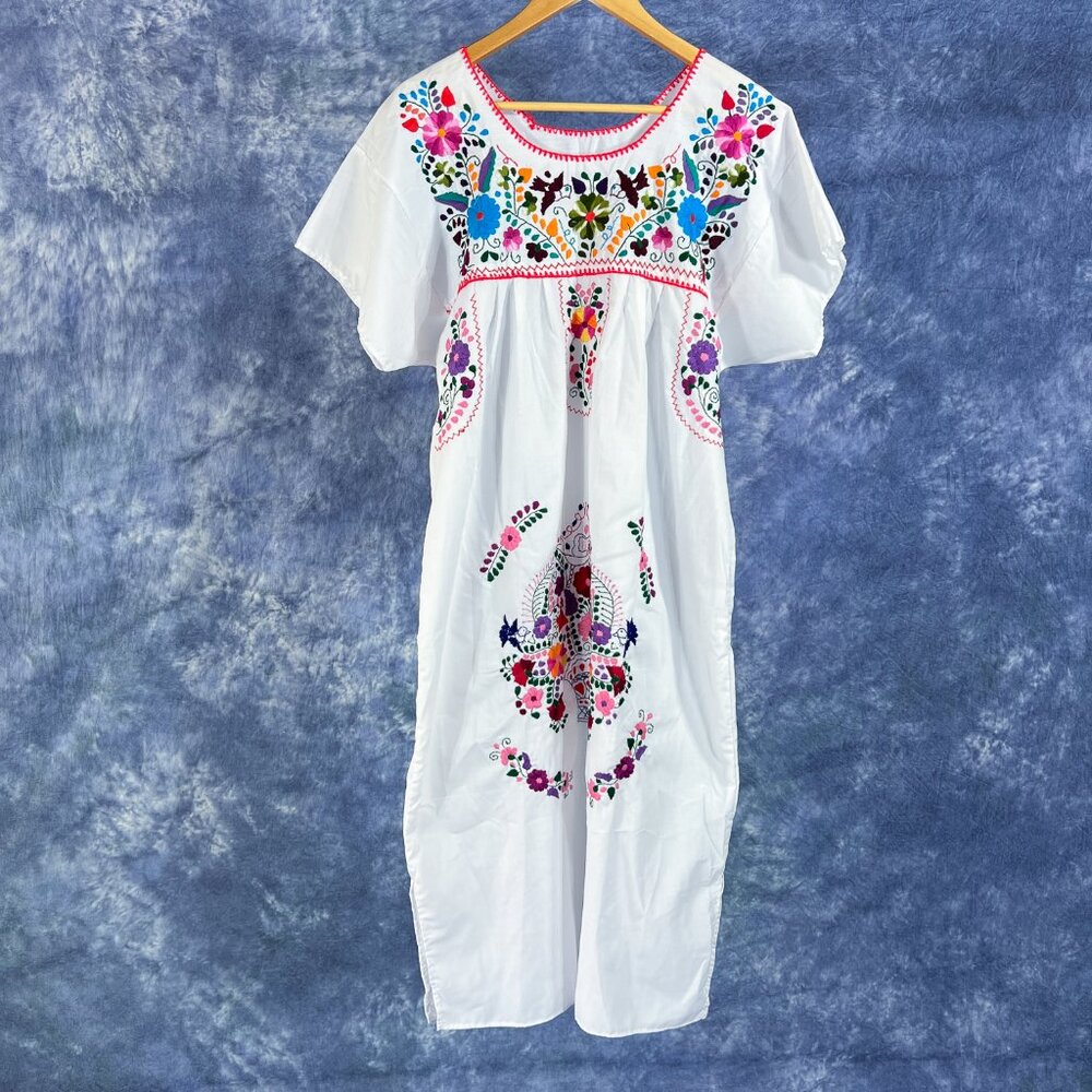 Ethnic Mexican Embroidered Dress